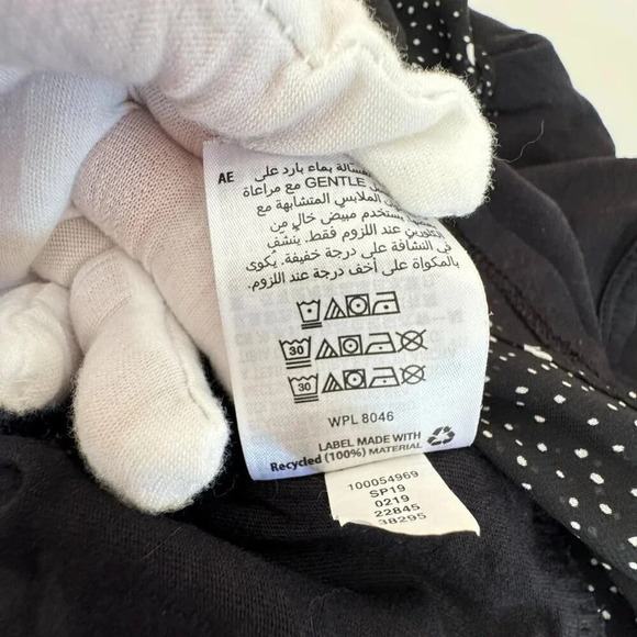 C&C California || Women's Botanica Soft V Neck Blouse Top Black Pink 2X - Picture 3 of 9